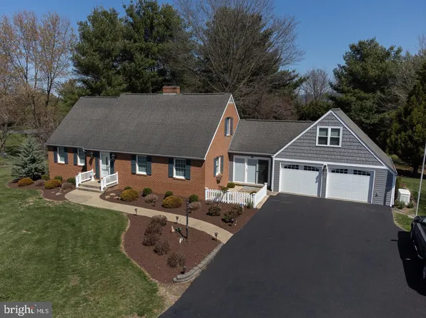 799 Edinburg Gap Rd, Edinburg, VA 22824