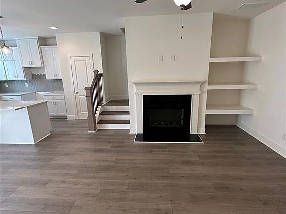 4th image of 5831 Calle Vista Dr