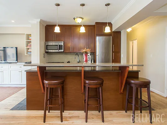 Sold by Bellmarc Realty | media 3