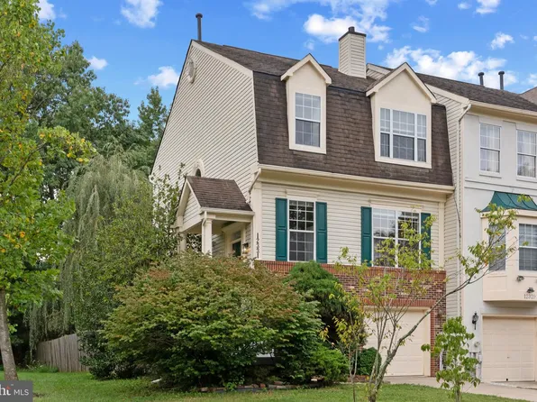 12331 Quiet Owl Ln, Bowie, MD 20720