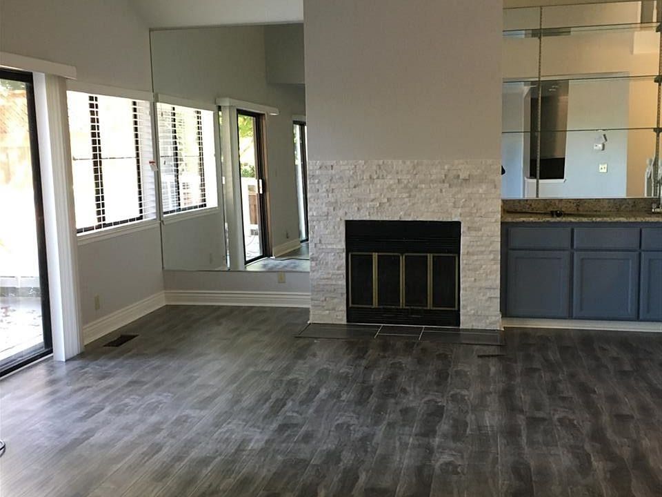 1st image of 547 Silver Oak Ln