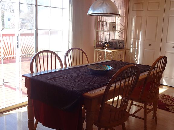 Kitchen Dinette