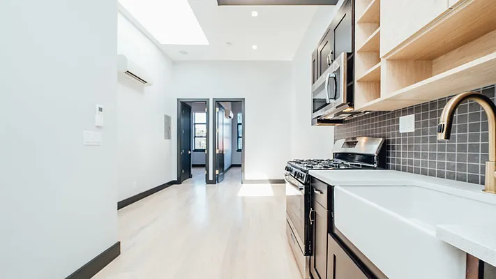 Rented by Nooklyn NYC LLC | media 1