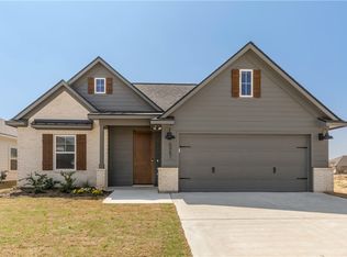 5951 Eldora Dr, College Station, TX 77845
