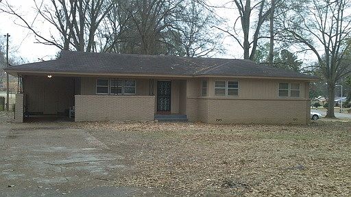 1st image of 277 Parkdale Dr