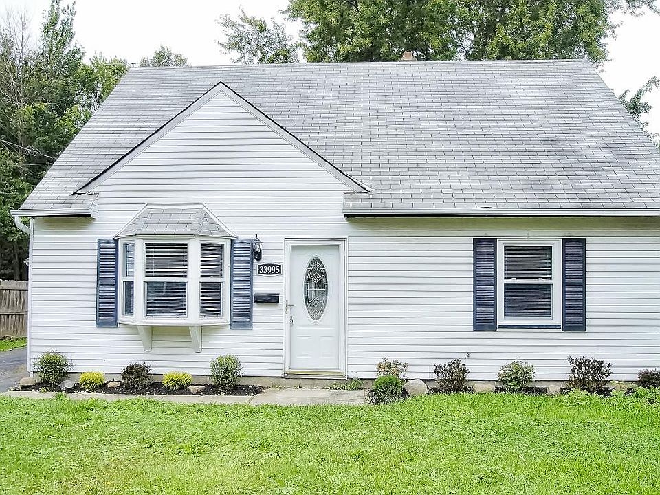1st image of 33995 Willowick Dr