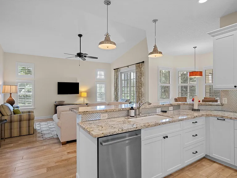15416 Sunnyland Ln — Photo 19