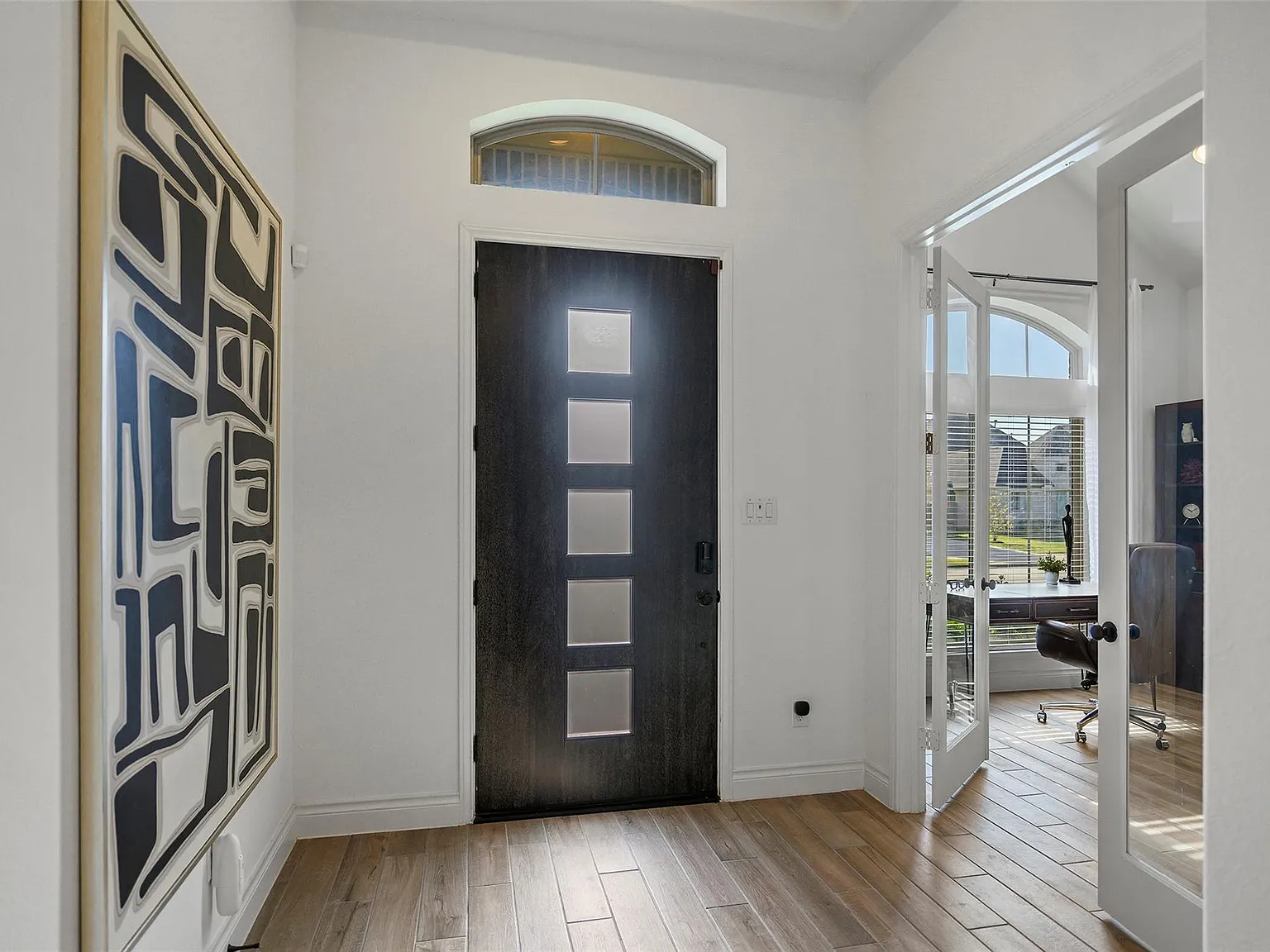 4 bed, 3.5 bath, 2792 sqft, $4,500 — Photo 3