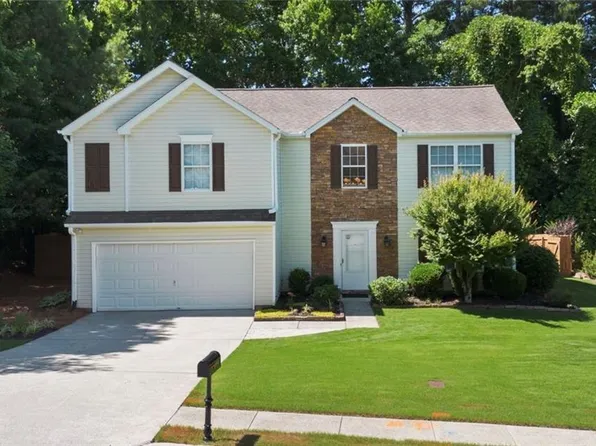 1082 Eastmill Cv, Dacula, GA 30019