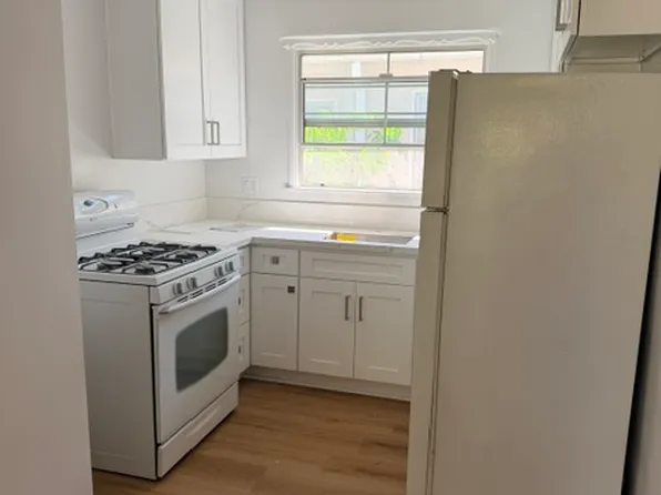 4210 Cahuenga Blvd APT 3, North Hollywood, CA 91602