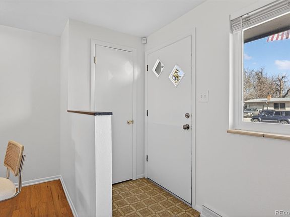 3rd image of 2682 Meadowbrook Drive