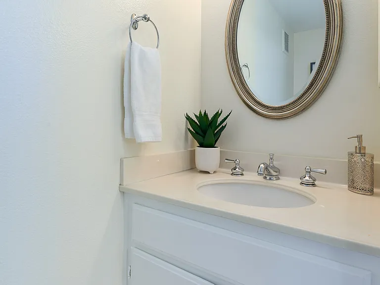 4345 Willow Glen St — Photo 10