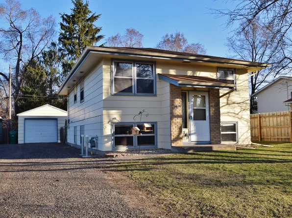 549 Glencoe St NE, Fridley, MN 55432