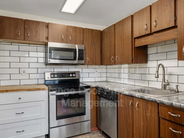 12311 112th Avenue Ct E Unit 3, Puyallup, WA 98374