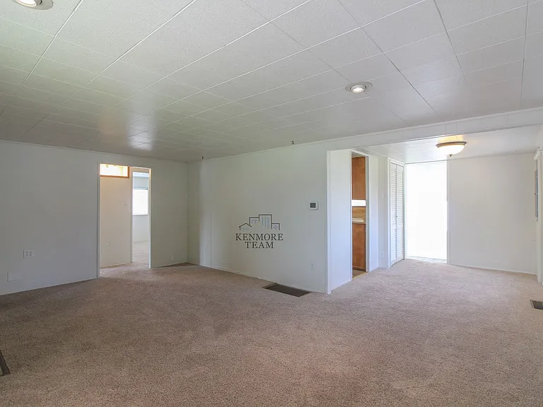 1615 Stevens Dr — Photo 10