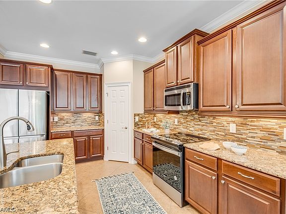 3rd image of 12791 Seaside Key Ct