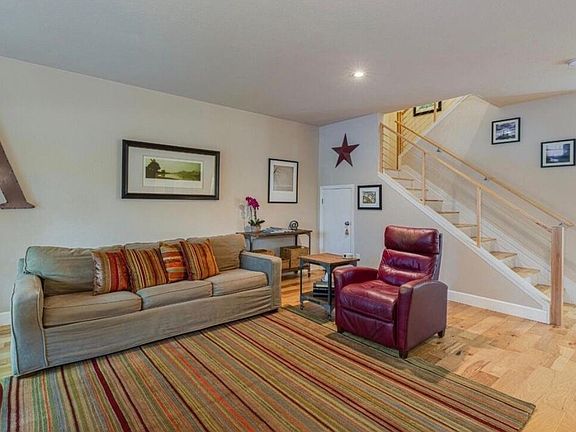 5th image of 535 Danby Ct