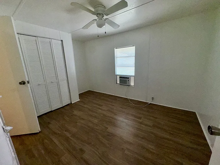 1145 S Christiana Ave — Photo 9