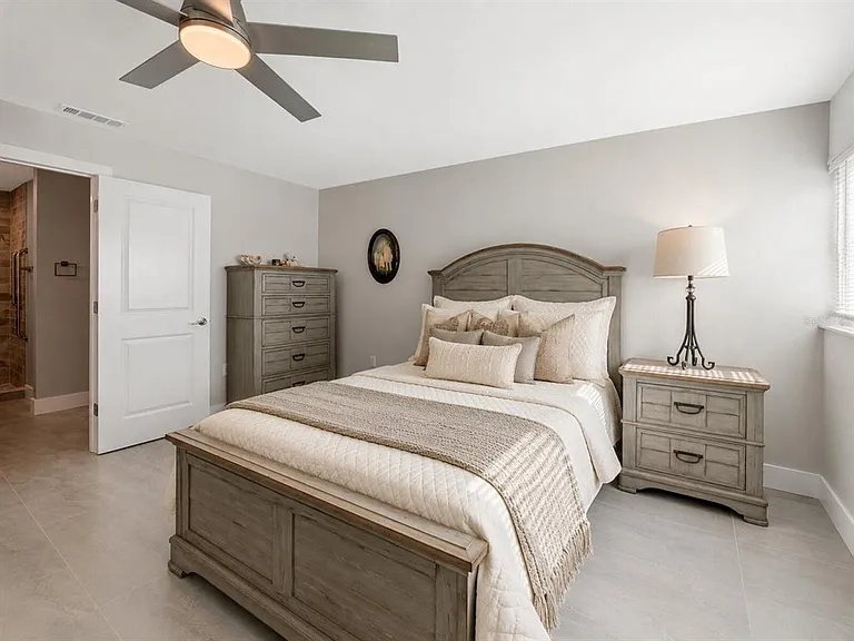 131 Whispering Sands Cir #V-33 — Photo 22