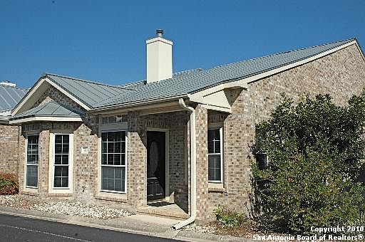 1st image of 71 Oakwell Farms Pkwy #71