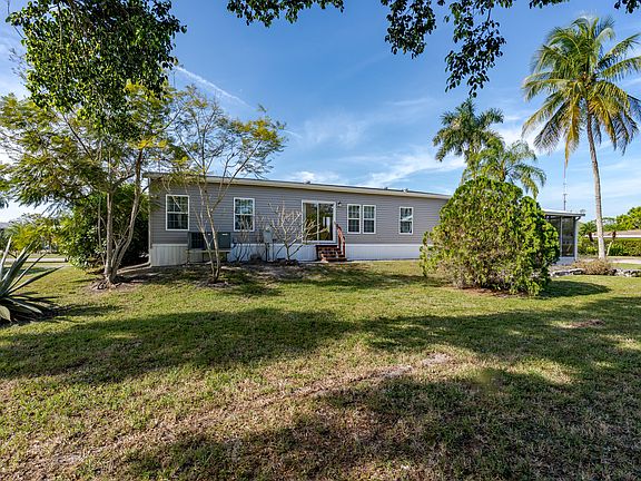 5th image of 165 Riverwood Rd