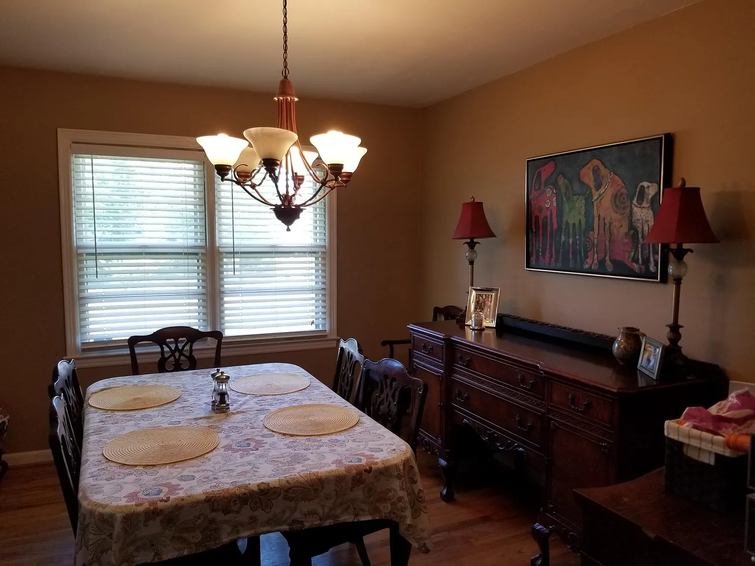 4 bed, 1624 sqft, $2,300 — Photo 4