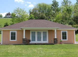 247 New Cameron Dr, Lexington, VA 24450