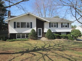 54 Huckleberry Rd, Manchester, CT 06040