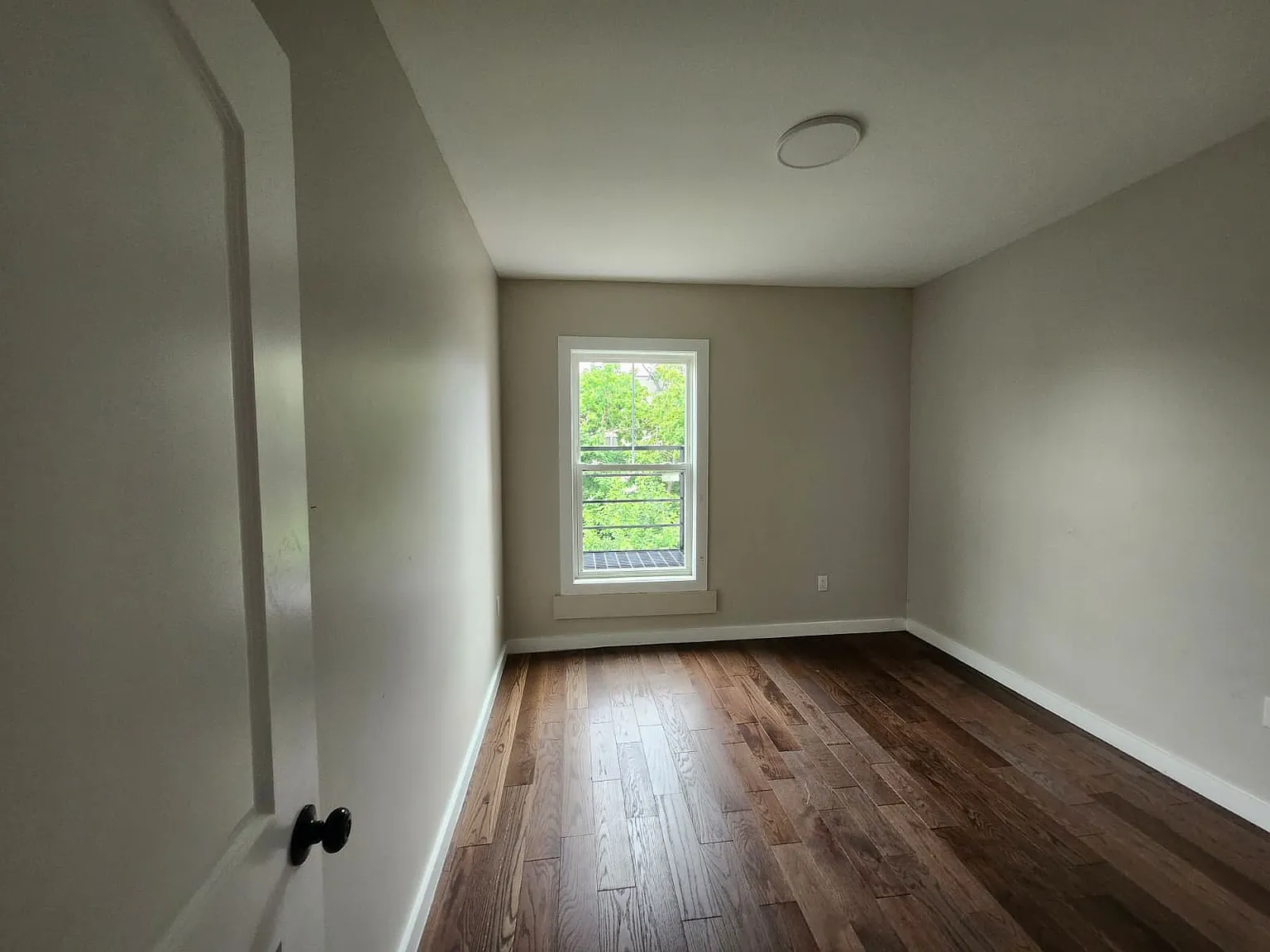 303 Mechanic St — Photo 4