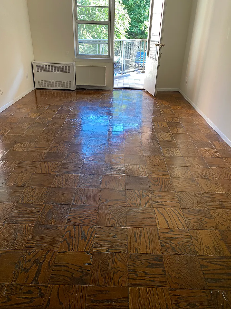 Building Photo - 3825 Parsons Blvd #7E