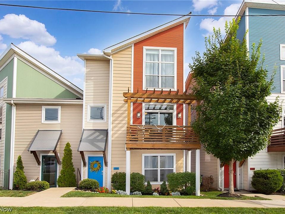 1st image of 724 Starkweather Ave
