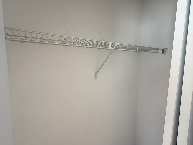 421 Manila Ave #3 — Photo 12