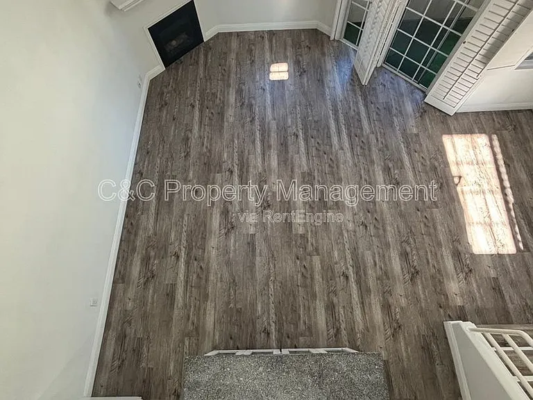 533 W 23rd St #9 — Photo 7