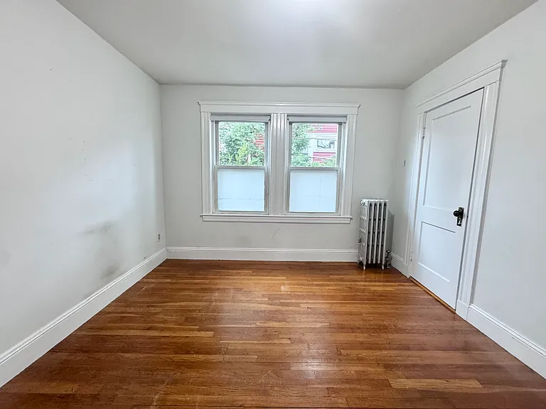 88 Beechcroft St #3 — Photo 12