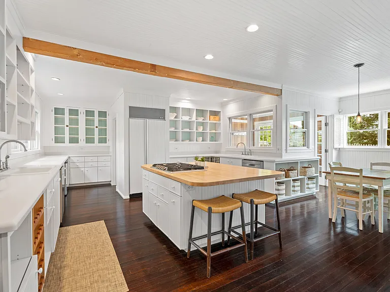 118 Middle Beach Rd — Photo 11