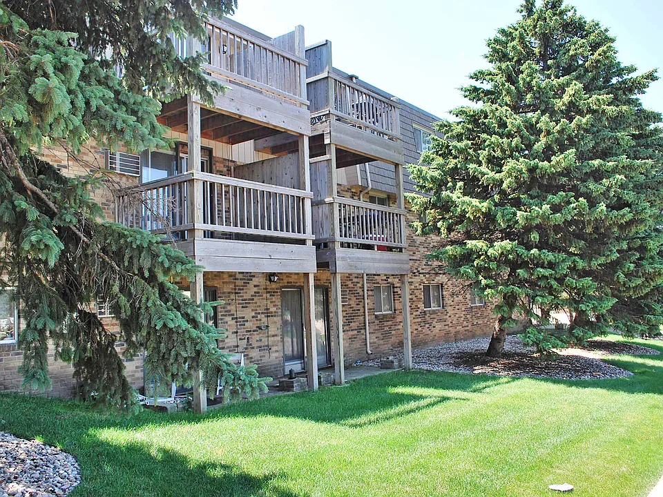 Kings Kourt Apartments