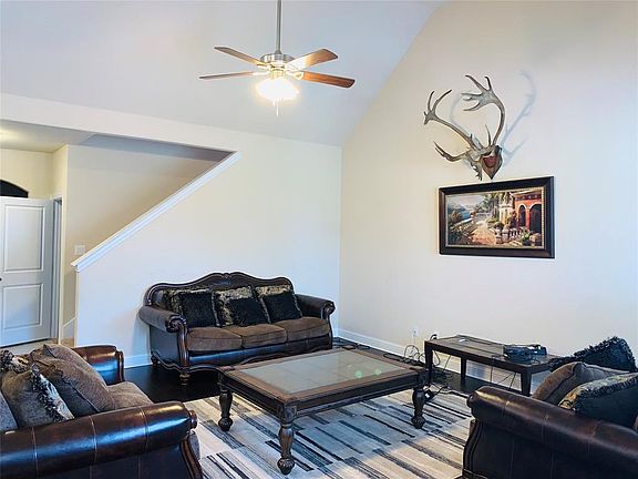 2nd image of 241 Soaring Hills Blvd