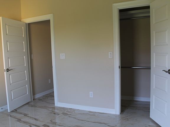 4th image of 308 N Idaho St