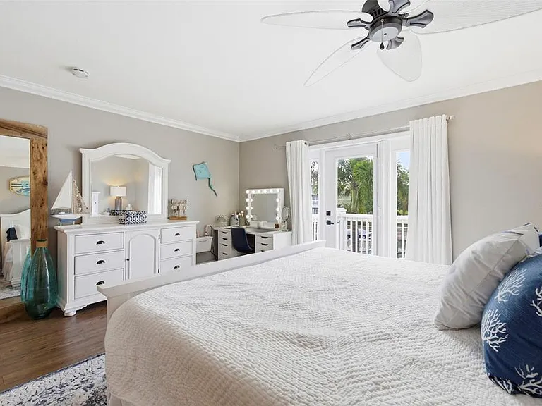 4751 Coquina Key Dr SE — Photo 24
