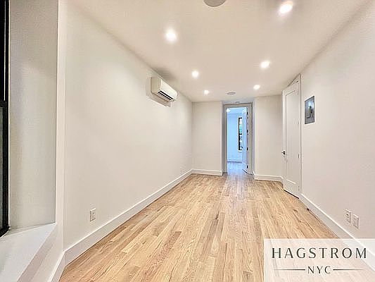 4th image of 327 E 93rd St #5D