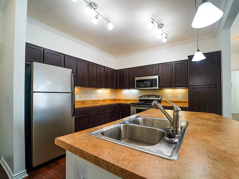 The Reserve Apartments — Photo 64
