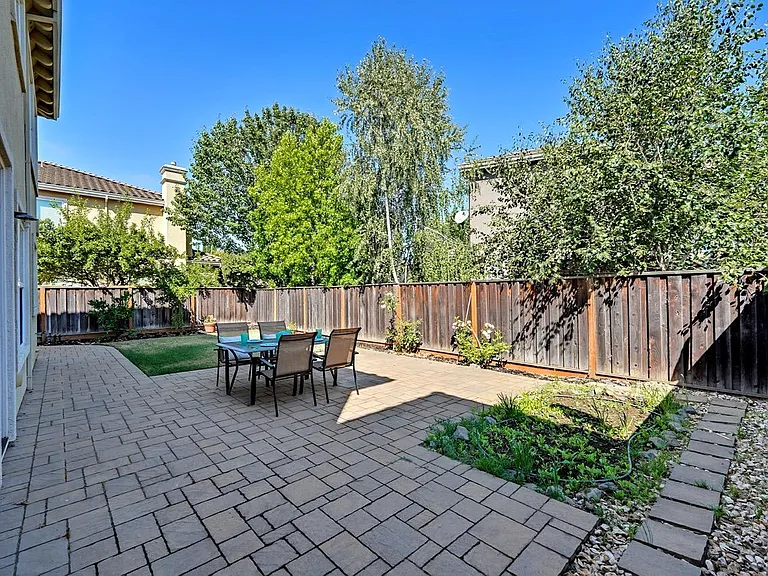 1631 Avenida De Los Padres — Photo 13