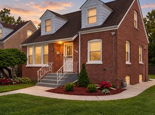 104 E 150th St, Harvey, IL 60426