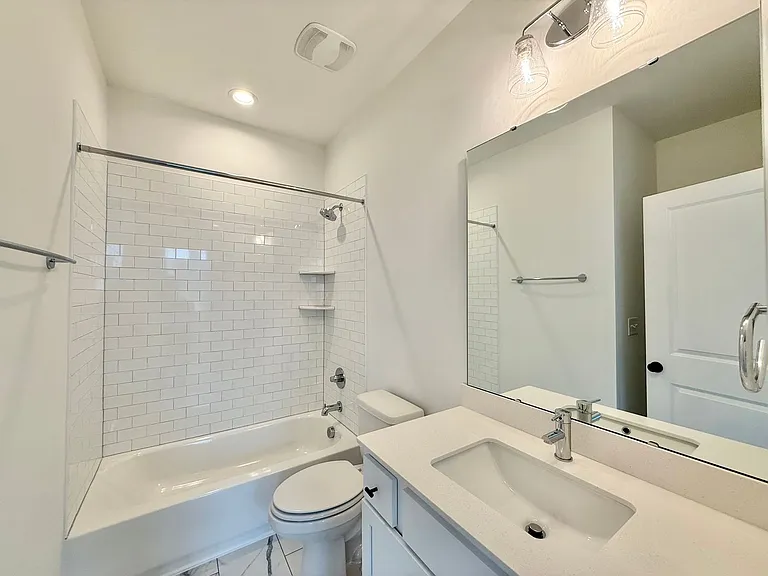 4820 Gossamer Ln #104 — Photo 18