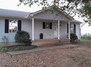 704 Rugby Ct, La Vergne, TN 37086