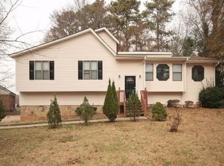 924 Brentwood Dr SW, Mableton, GA 30126