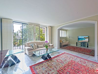 10535 Wilshire Blvd APT D02, Los Angeles, CA, 90024