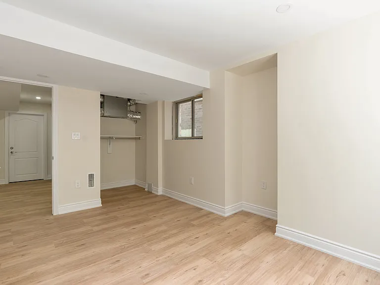 1494 Davis Loop — Photo 9