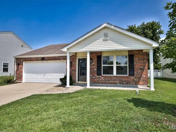 560 Falling Leaf Way, Mascoutah, IL 62258