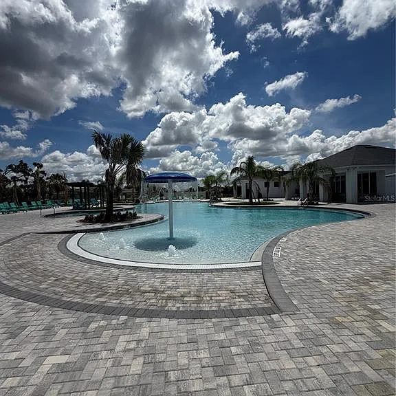 824 Horsetail Dr — Photo 3